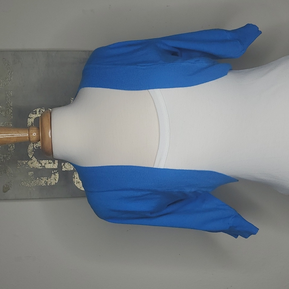 New York & Company cropped cardigan Blue